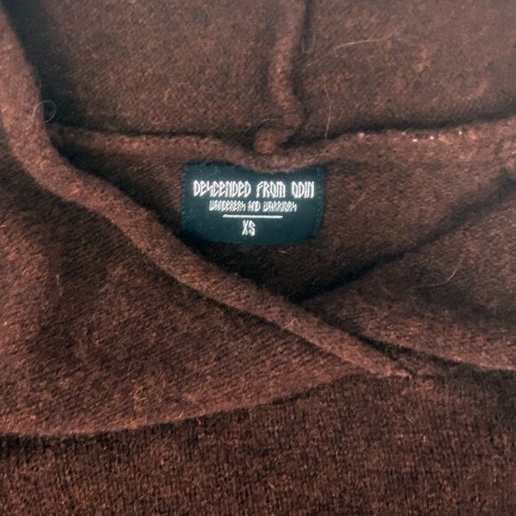 DESCENDED FROM ODIN Staithes Merino Wool Hoodie Unisex XS Deep Burgundy - Picture 8 of 9